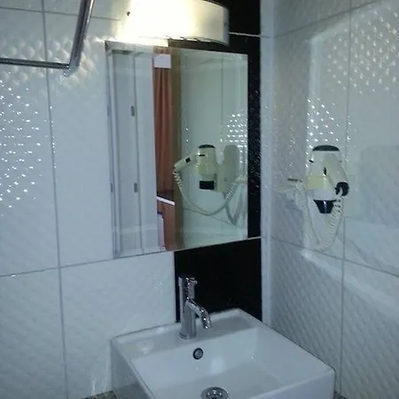 Hotel Atalla 3*